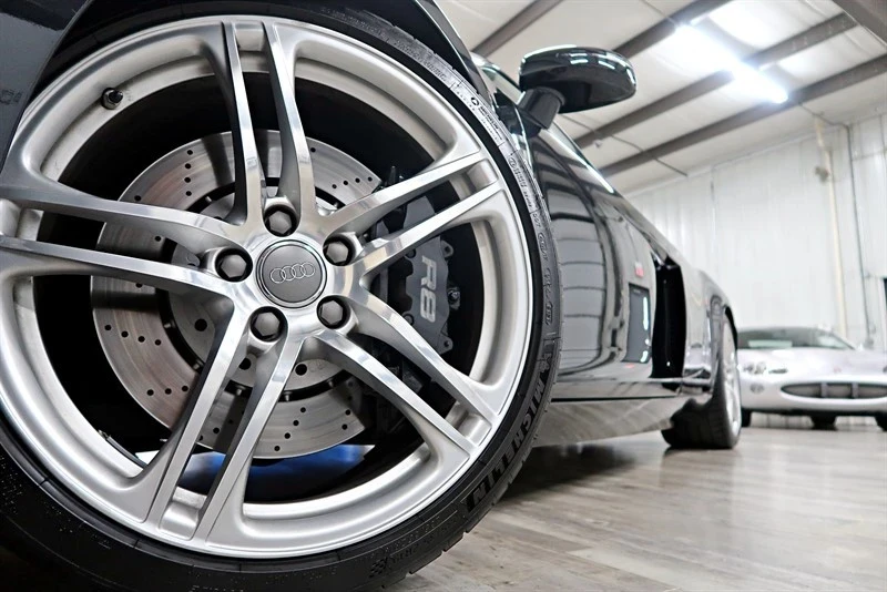 2008 Audi 42 R8 - Image 3 of 21