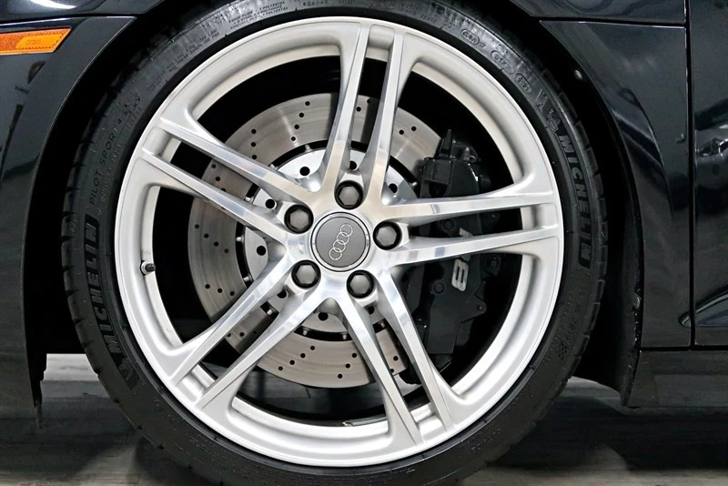 2008 Audi 42 R8 - Image 16 of 21