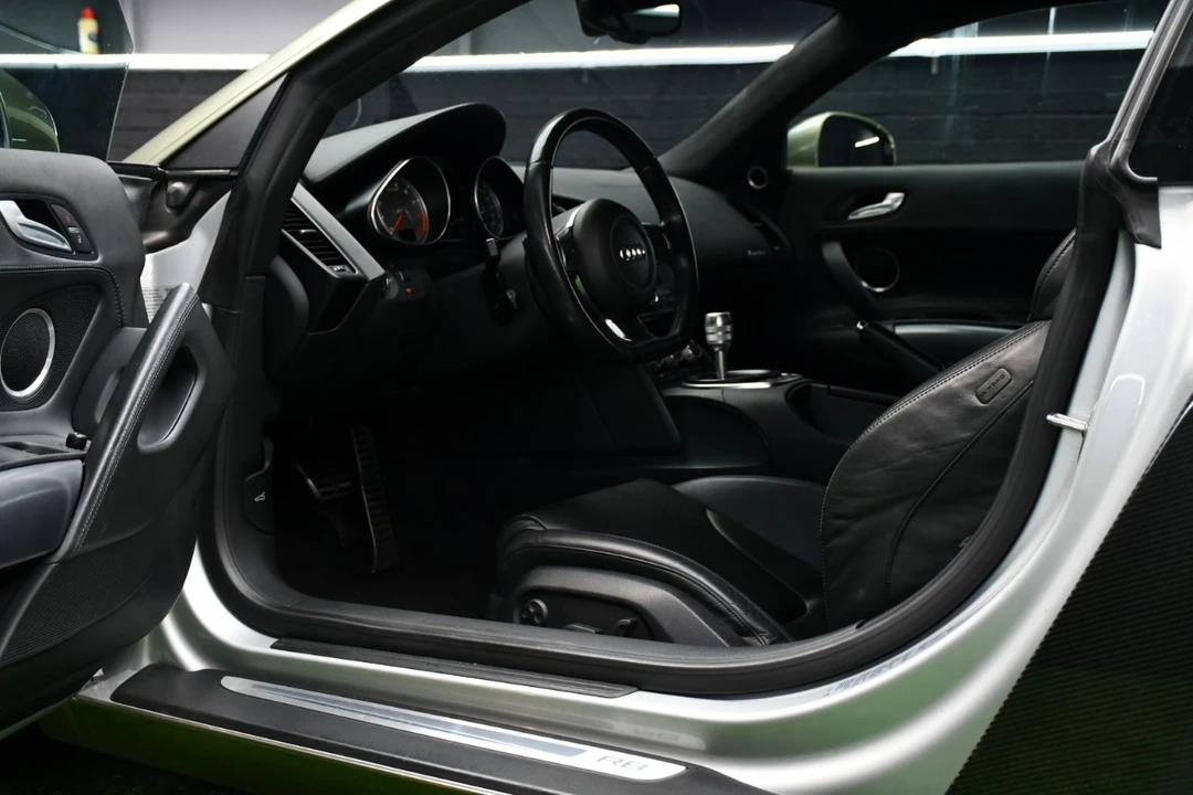 2008 Audi 42 R8 - Image 12 of 21