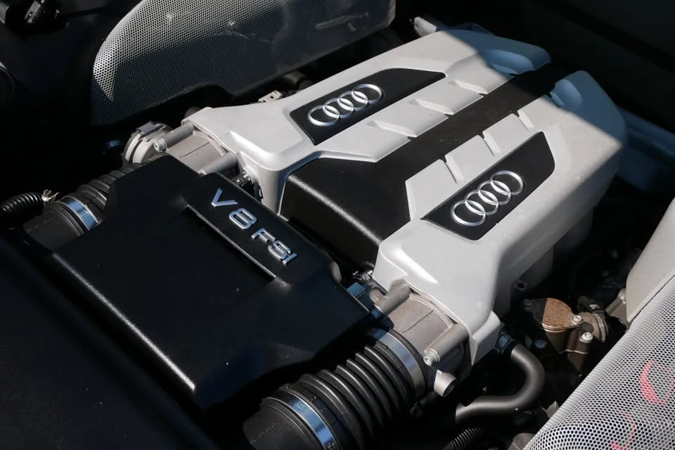 2008 Audi 42 R8 - Image 10 of 20