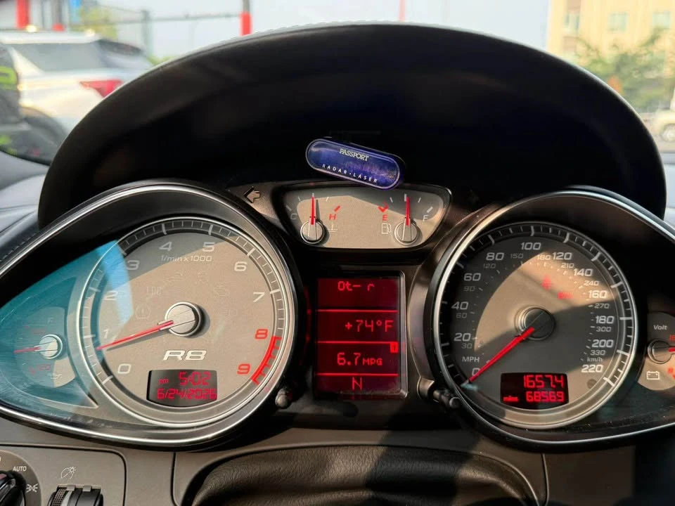 2008 Audi 42 R8 - Image 8 of 8