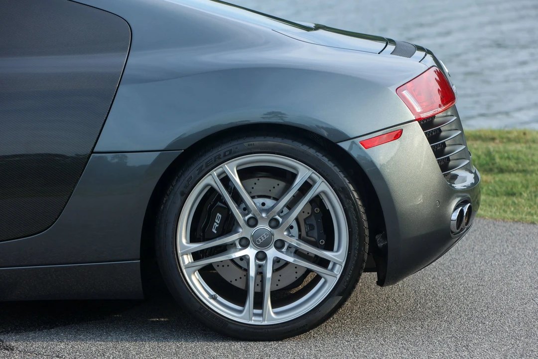 2008 Audi 42 R8 - Image 25 of 31