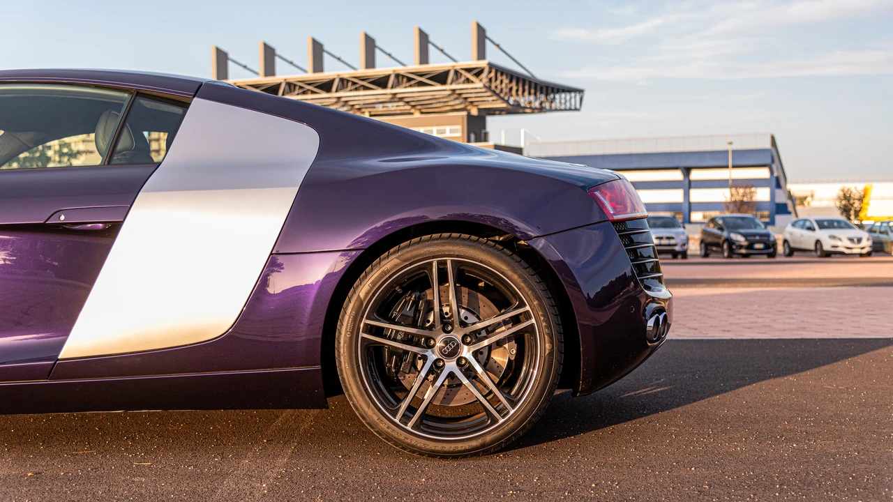 2008 Audi 42 R8 - Image 30 of 31