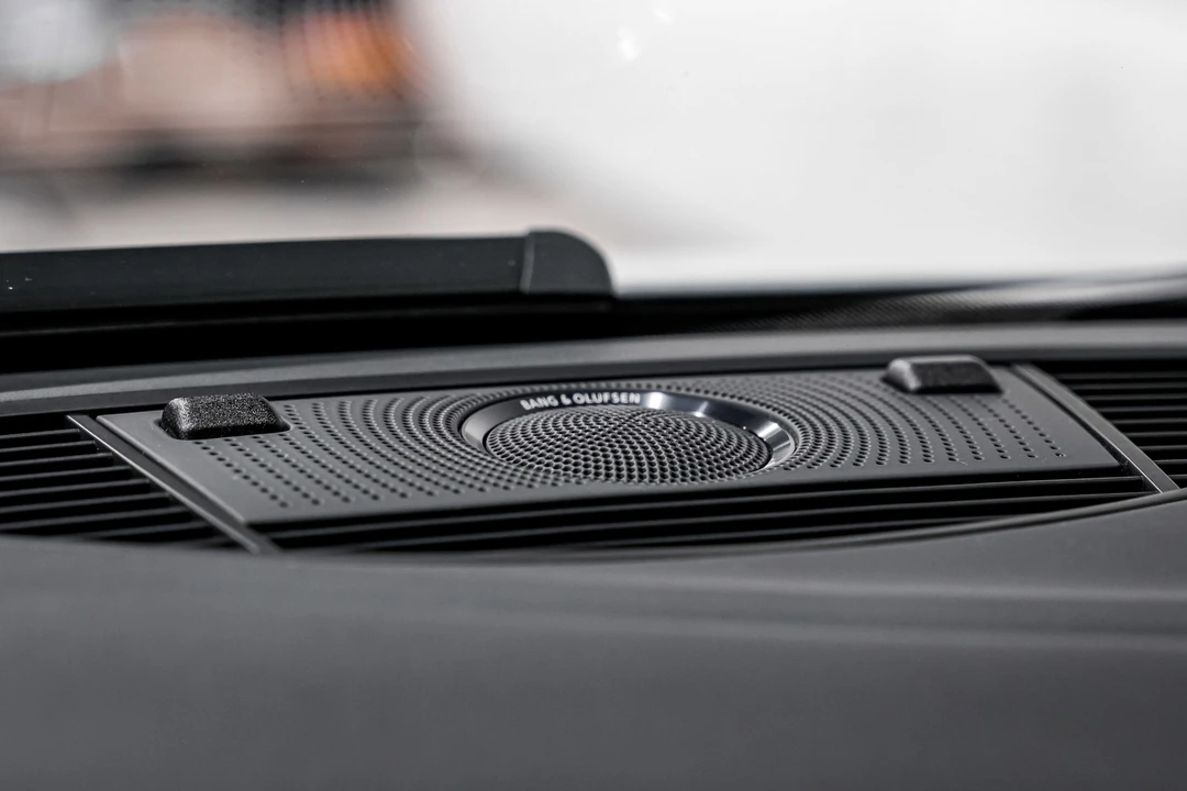 2008 Audi 42 R8 - Image 12 of 21