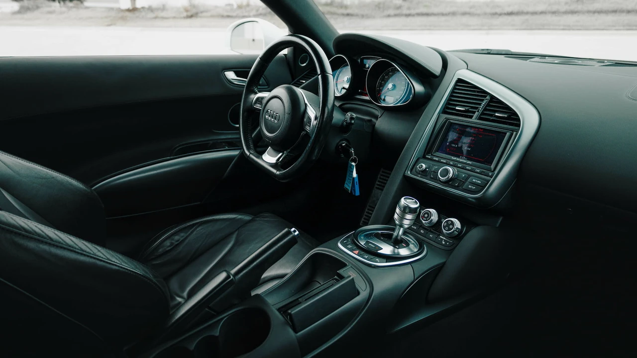 2008 Audi 42 R8 - Image 7 of 16
