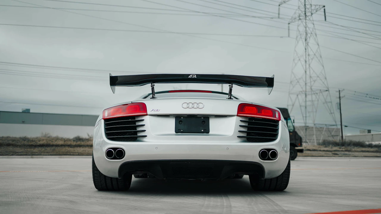 2008 Audi 42 R8 - Image 13 of 16