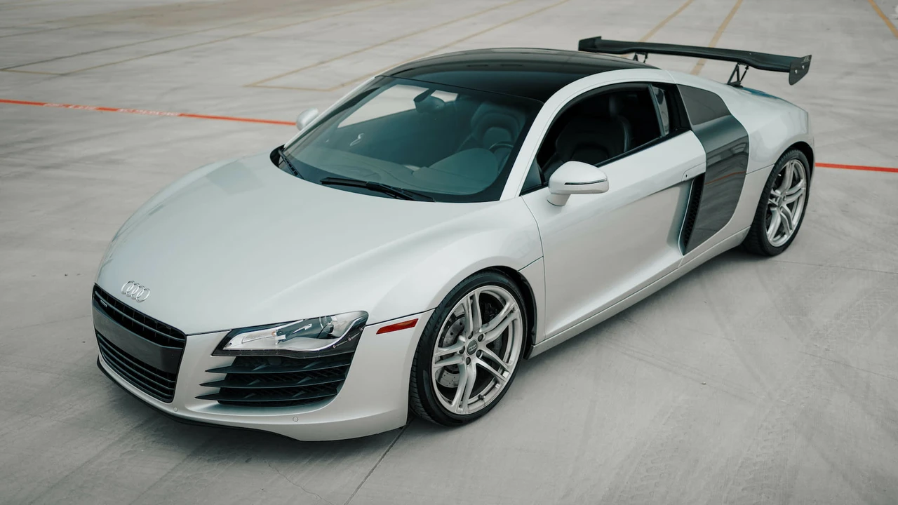 2008 Audi 42 R8 - Image 16 of 16