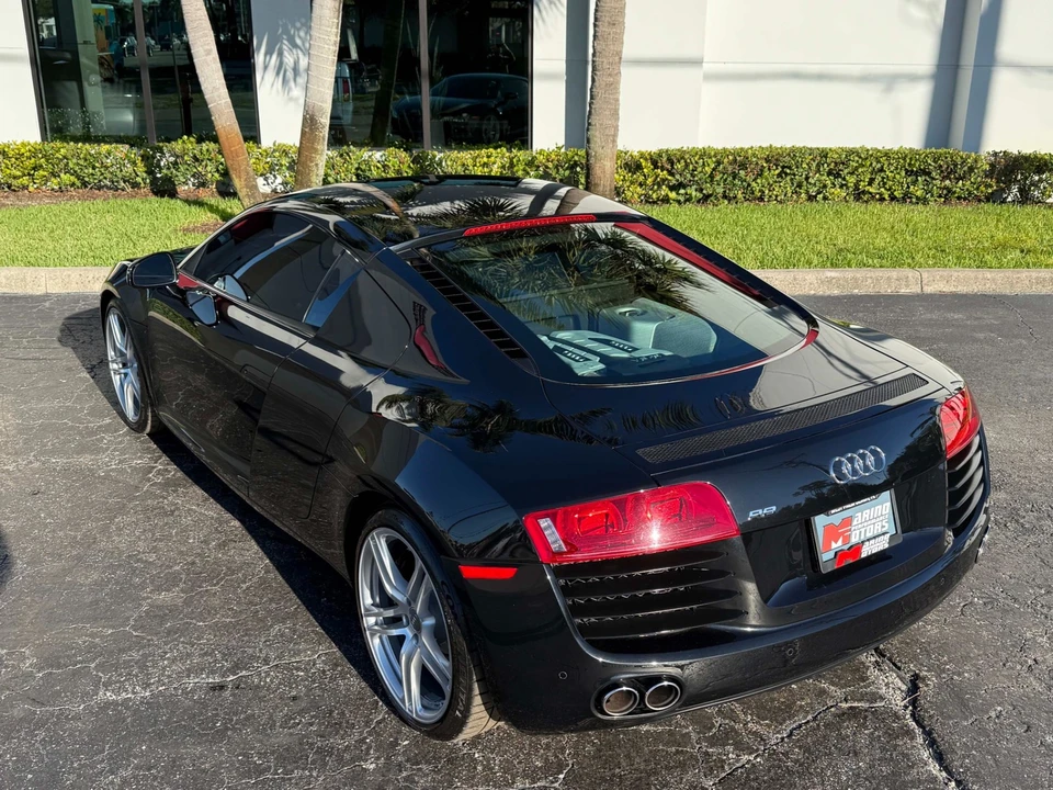 2008 Audi 42 R8 - Image 12 of 21