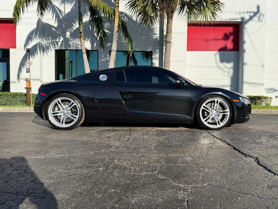 2008 Audi 42 R8 - Image 2 of 21
