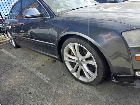 2008 Audi S8