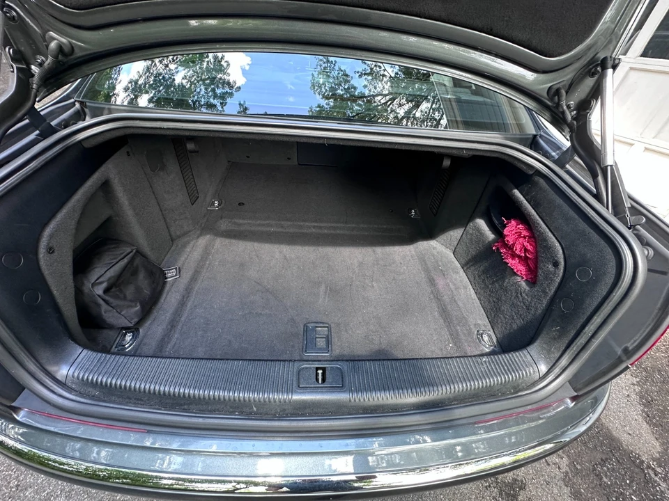 2008 Audi D3 S8 - Image 9 of 17