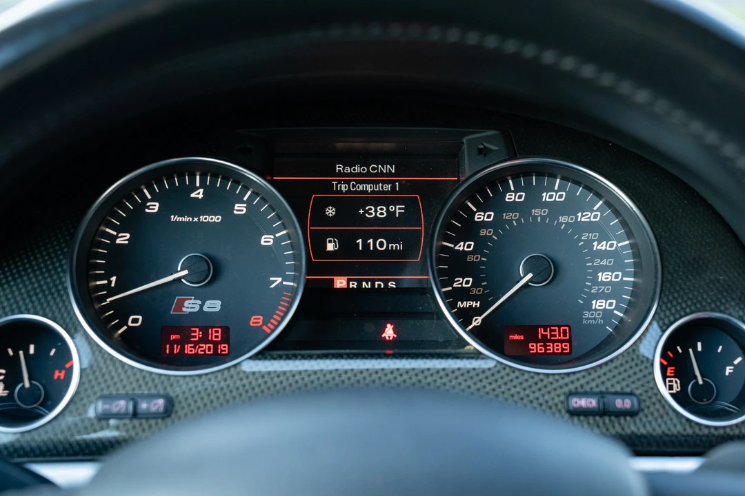 2008 Audi D3 S8 - Image 29 of 31