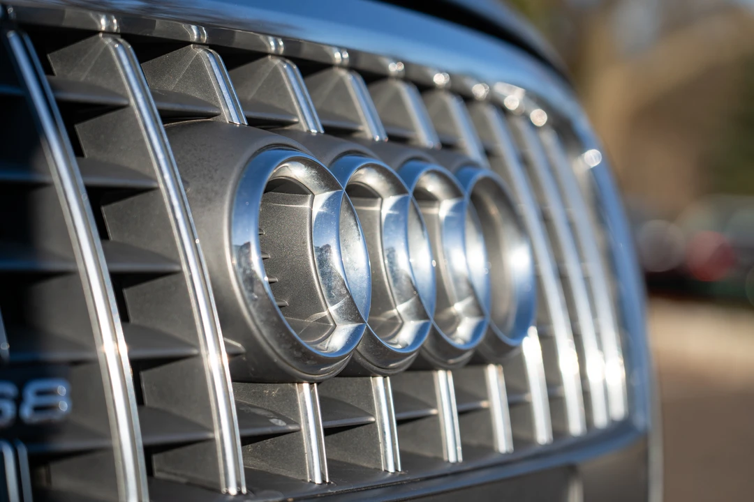 2008 Audi D3 S8 - Image 16 of 31