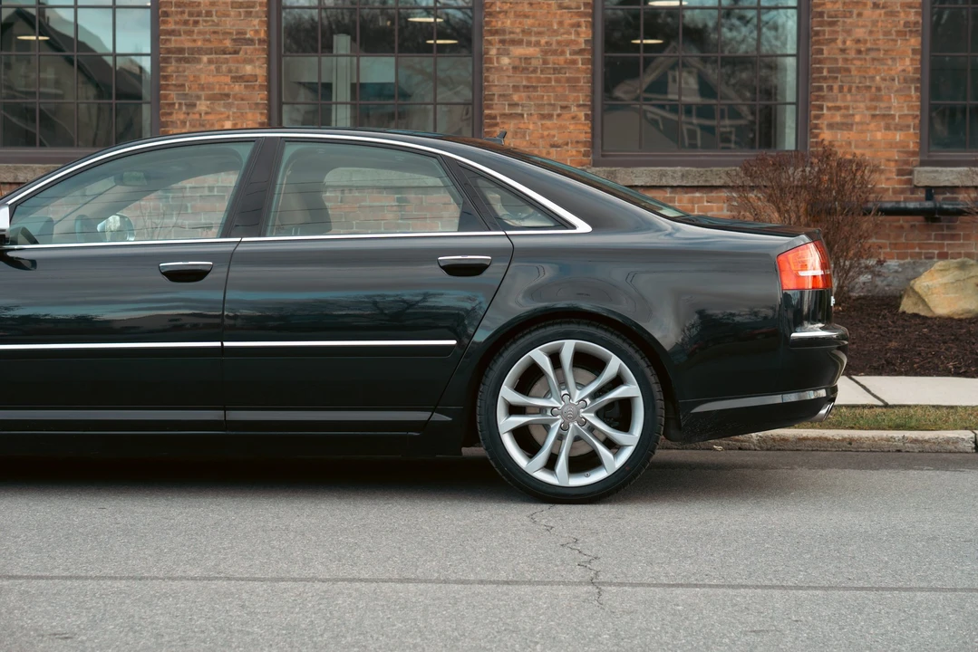 2008 Audi D3 S8 - Image 14 of 31