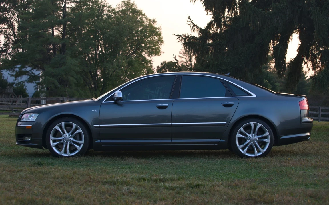 2008 Audi D3 S8 - Image 3 of 31