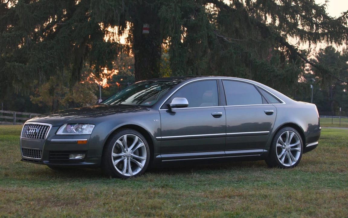 2008 Audi D3 S8 - Image 2 of 31