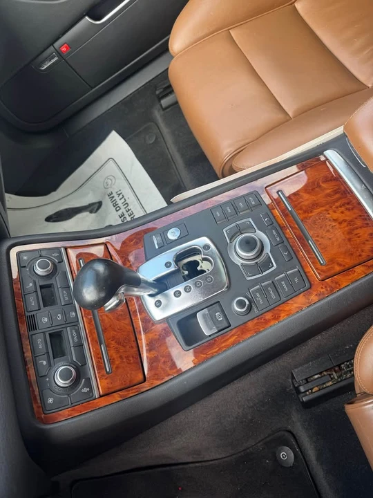 2008 Audi D3 A8 - Image 12 of 20