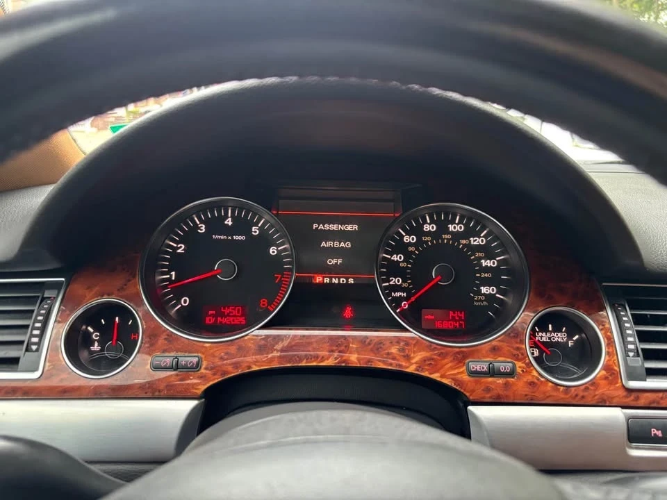 2008 Audi D3 A8 - Image 8 of 8
