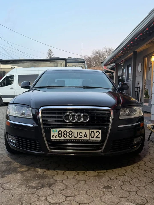 2008 Audi D3 A8 - Image 8 of 18