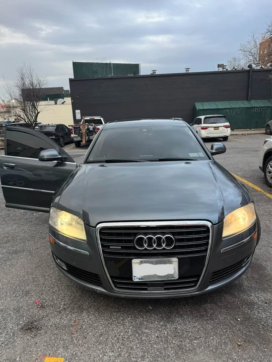 2008 Audi D3 A8 - Image 2 of 10