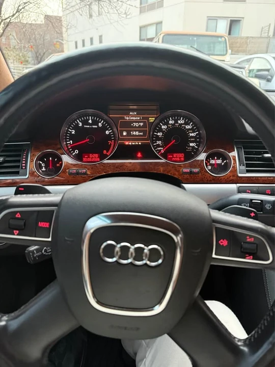 2008 Audi D3 A8 - Image 8 of 10