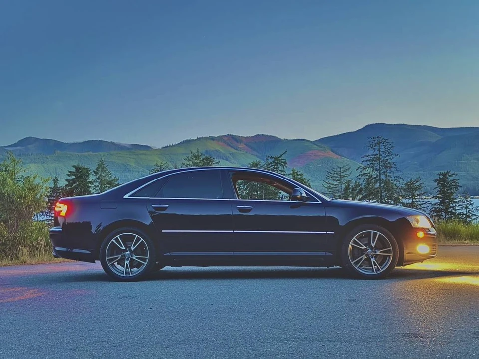 2008 Audi D3 A8 - Image 2 of 7
