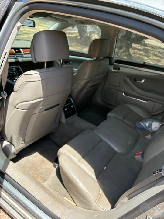 2008 Audi D3 A8 - Image 8 of 12