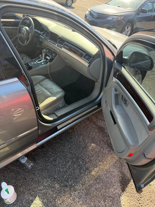2008 Audi D3 A8 - Image 10 of 12