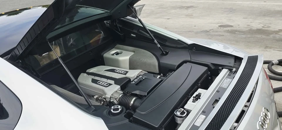 2008 Audi 42 R8 - Image 12 of 15