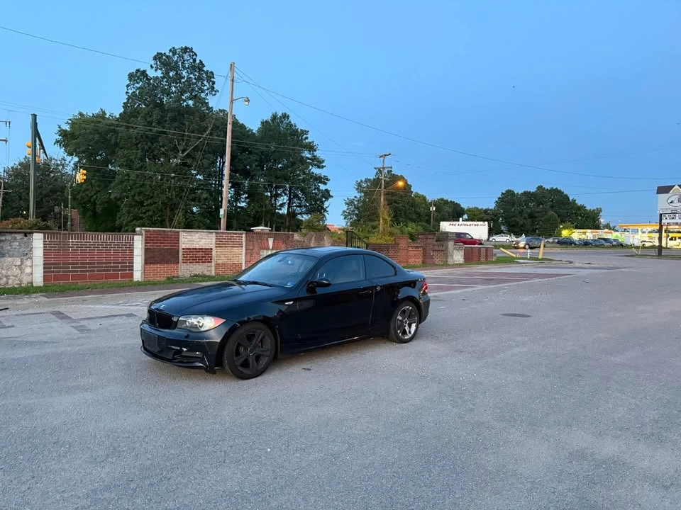 2008 BMW E81/E82/E88 1 Series - Image 2 of 5