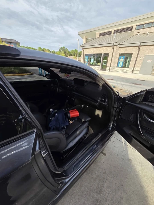 2008 BMW E82 135i & 135is - Image 6 of 10
