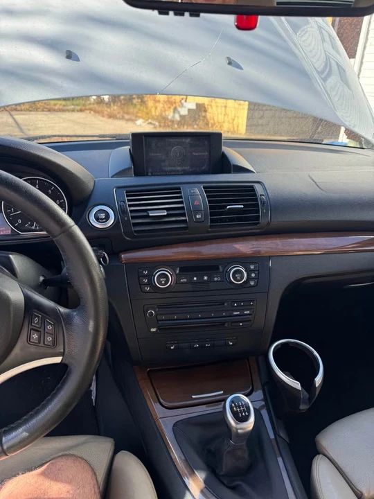 2008 BMW E81/E82/E88 1 Series - Image 3 of 9