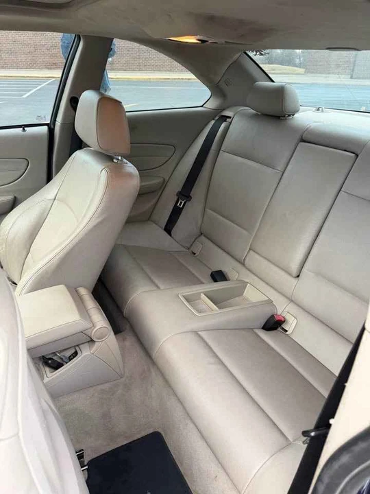 2008 BMW E81/E82/E88 1 Series - Image 5 of 11