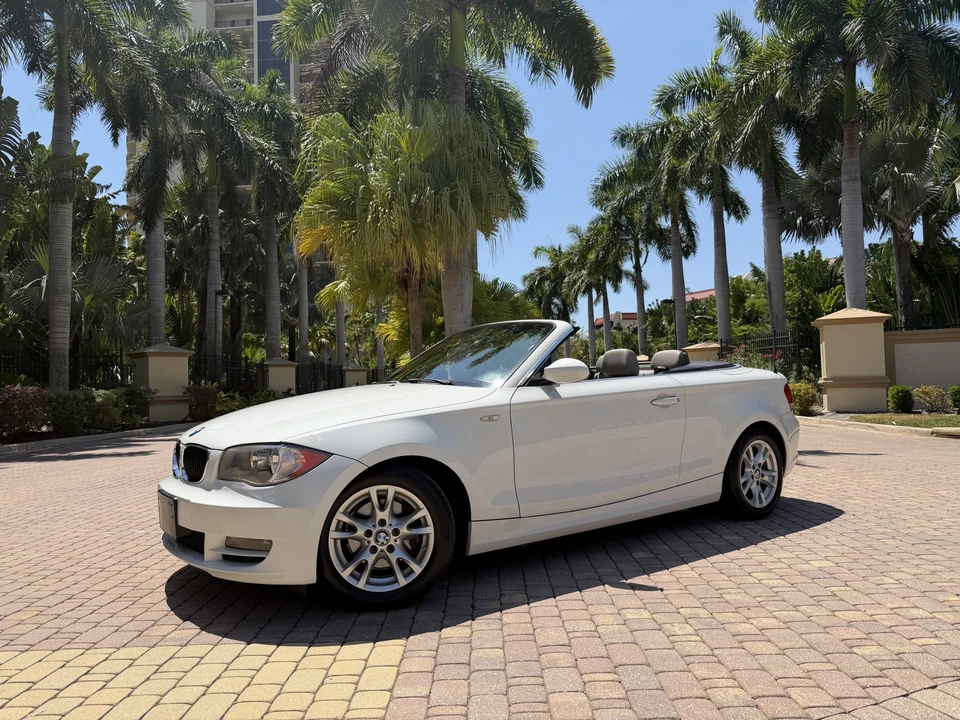 2008 BMW E81/E82/E88 1 Series - Image 2 of 31