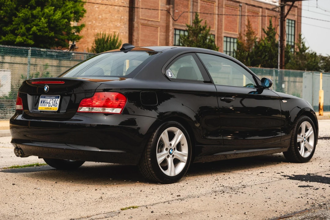 2008 BMW E82 135i & 135is - Image 4 of 31