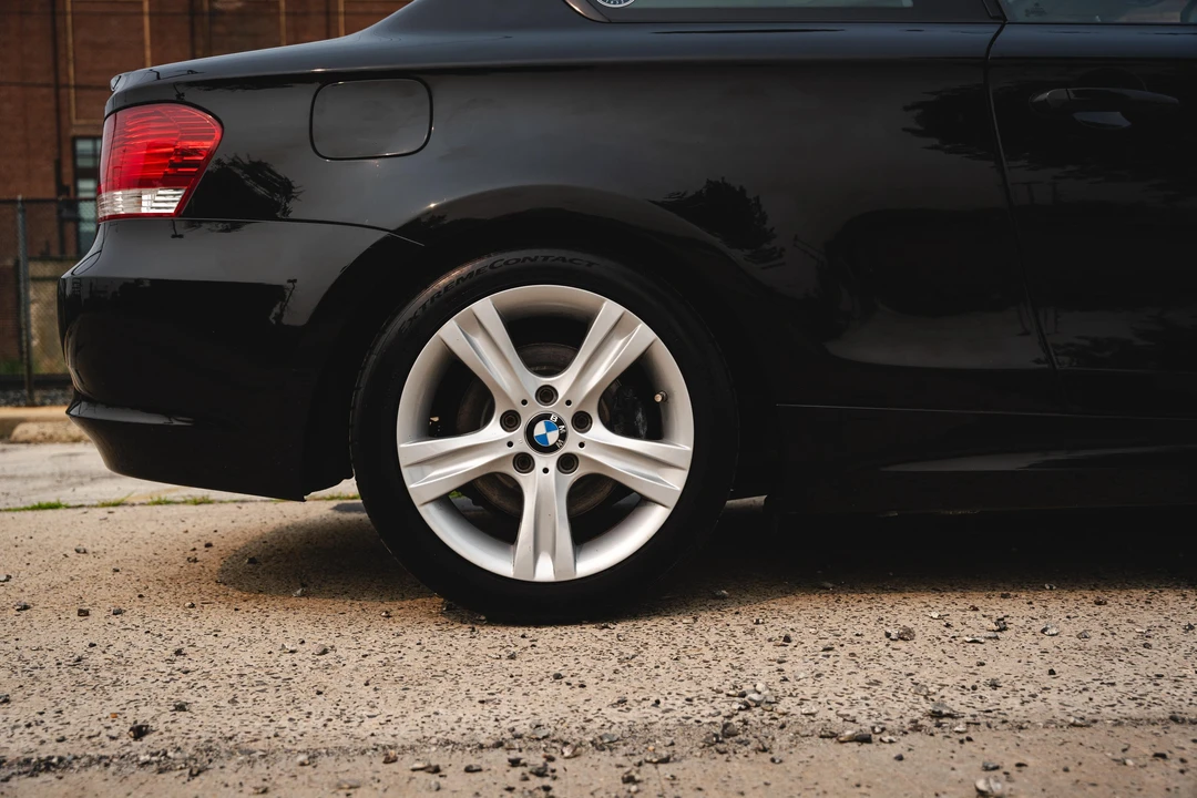 2008 BMW E82 135i & 135is - Image 25 of 31