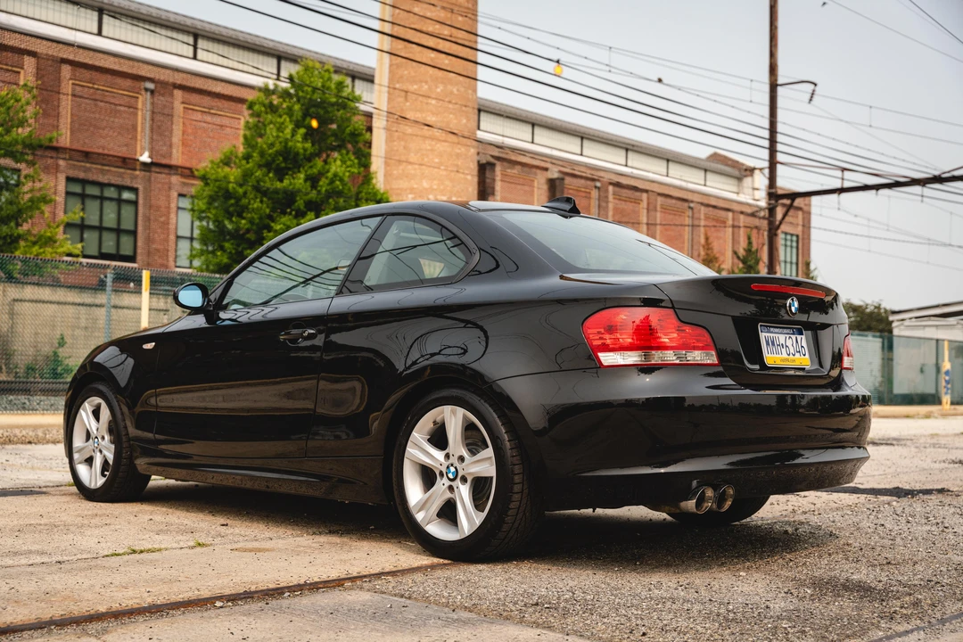 2008 BMW E82 135i & 135is - Image 11 of 31