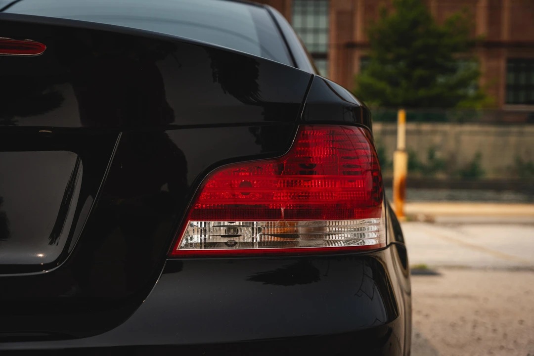 2008 BMW E82 135i & 135is - Image 22 of 31
