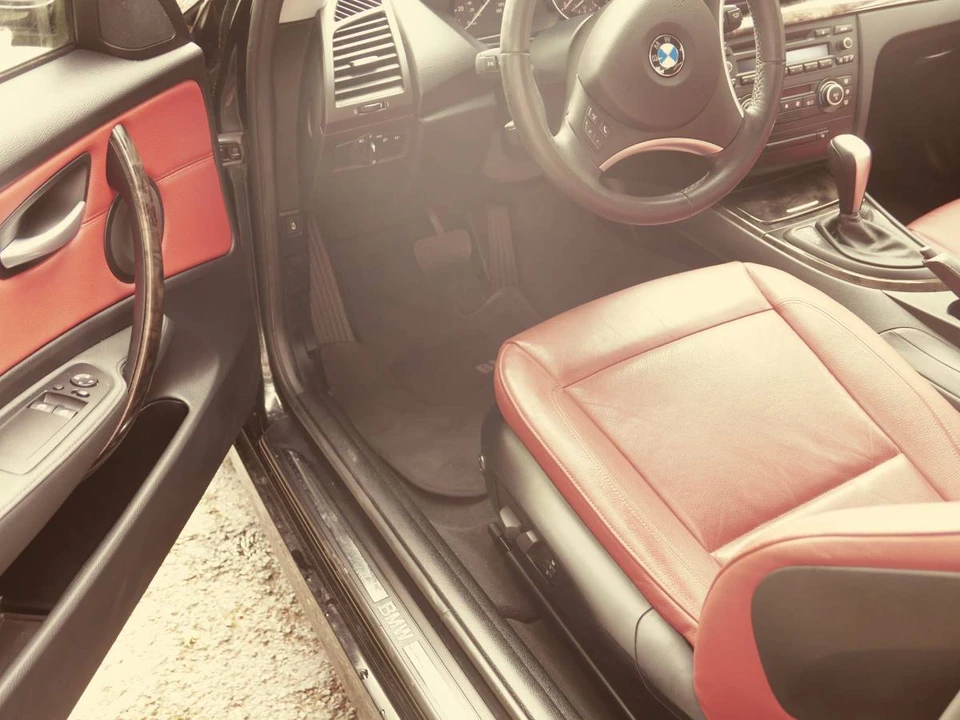 2009 BMW E81/E82/E88 1 Series - Image 5 of 6