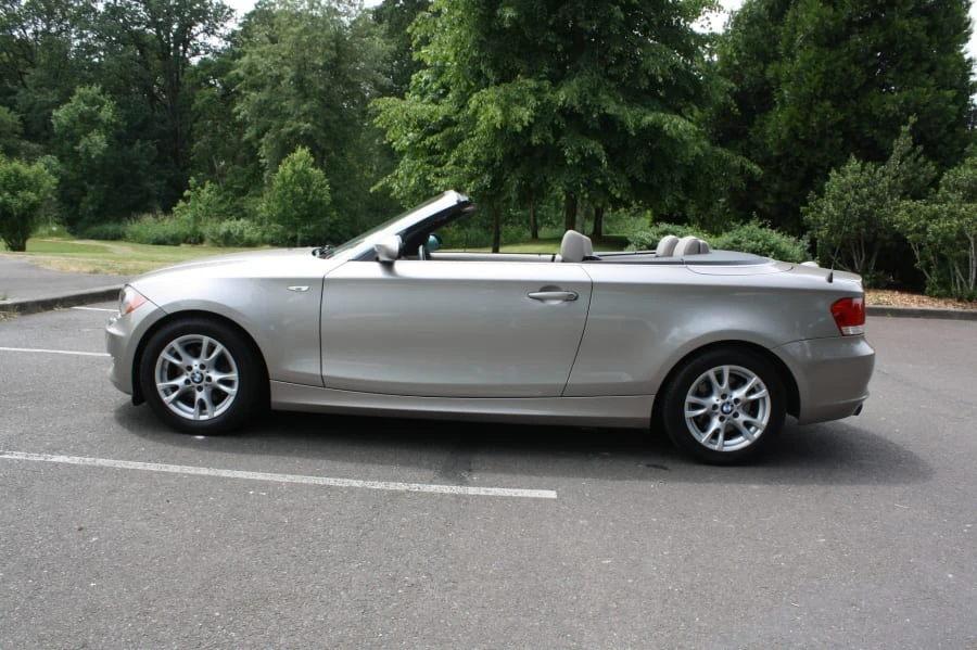 2008 BMW E81/E82/E88 1 Series - Image 2 of 11