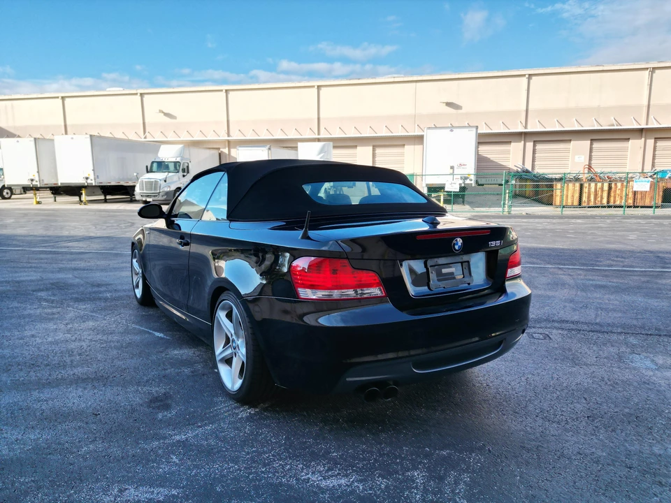 2008 BMW E82 135i & 135is - Image 14 of 31