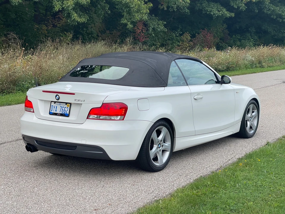 2008 BMW E82 135i & 135is - Image 15 of 31
