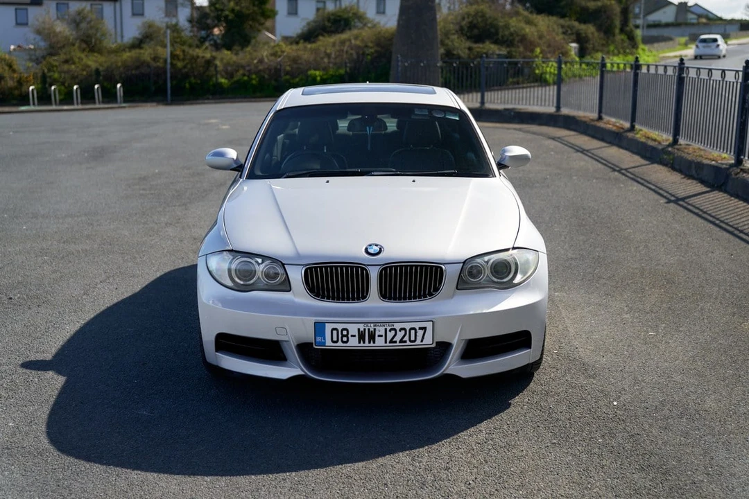 2008 BMW E82 135i & 135is - Image 23 of 30