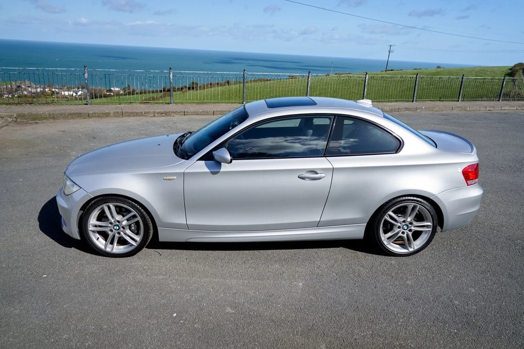 2008 BMW E82 135i & 135is - Image 25 of 30