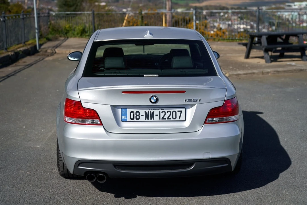 2008 BMW E82 135i & 135is - Image 27 of 30