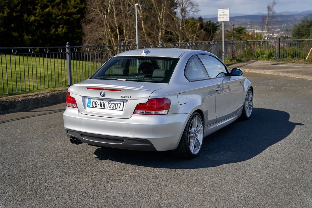 2008 BMW E82 135i & 135is - Image 28 of 30