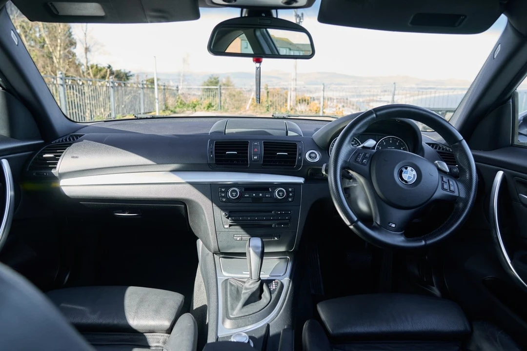 2008 BMW E82 135i & 135is - Image 7 of 30