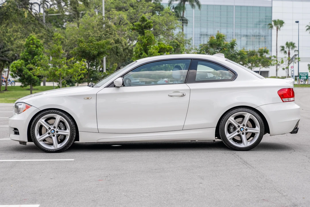2008 BMW E82 135i & 135is - Image 7 of 31