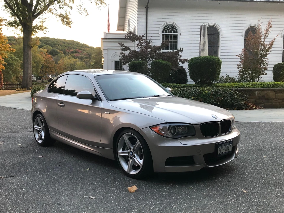 2008 BMW E82 135i & 135is - Image 14 of 31