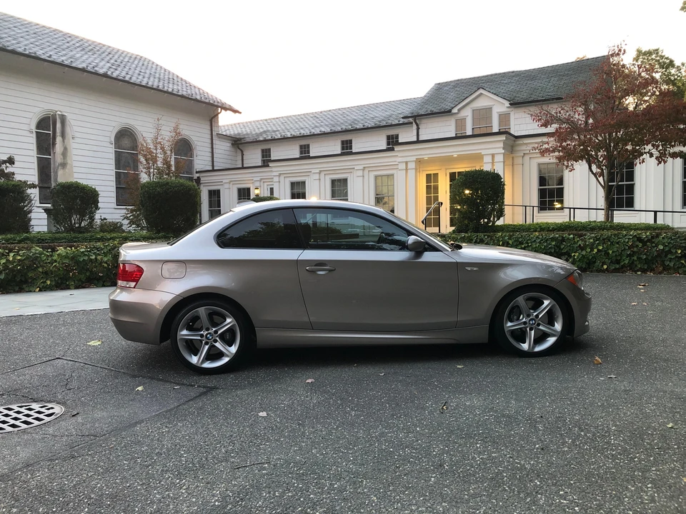 2008 BMW E82 135i & 135is - Image 12 of 31